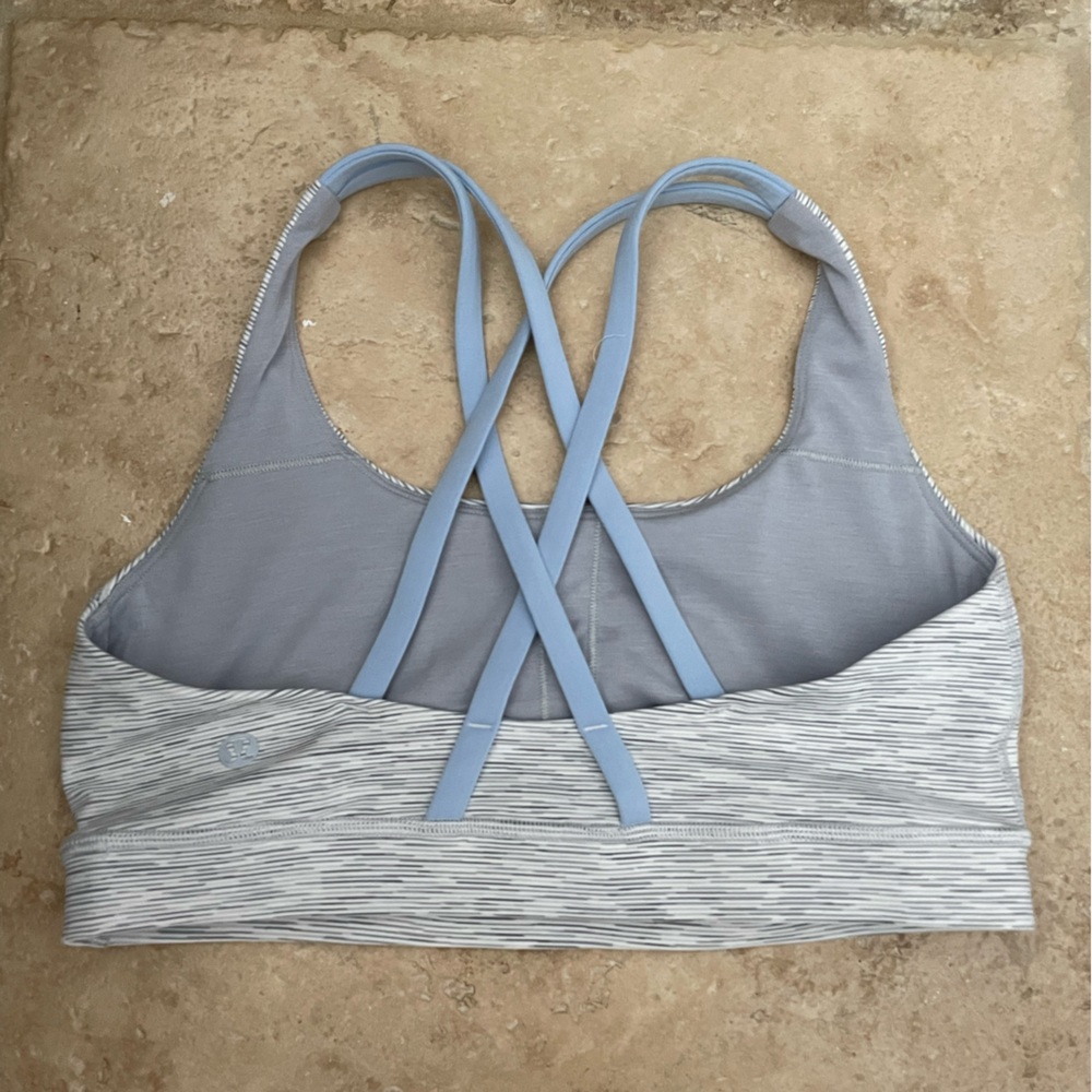 NWOT Lululemon light support spot bar